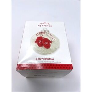 Hallmark Keepsake "A Cozy Christmas" 2013 Ceramic & Fabric Mittens‎ Ornament